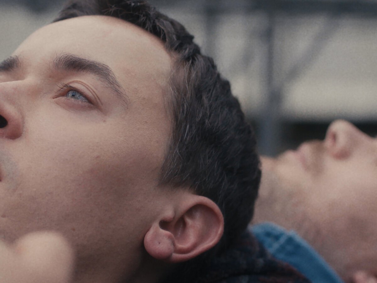 “Plainclothes” Isn’t Just a Love Story — It’s a Study in Restraint and Internal&nbsp;Conflict